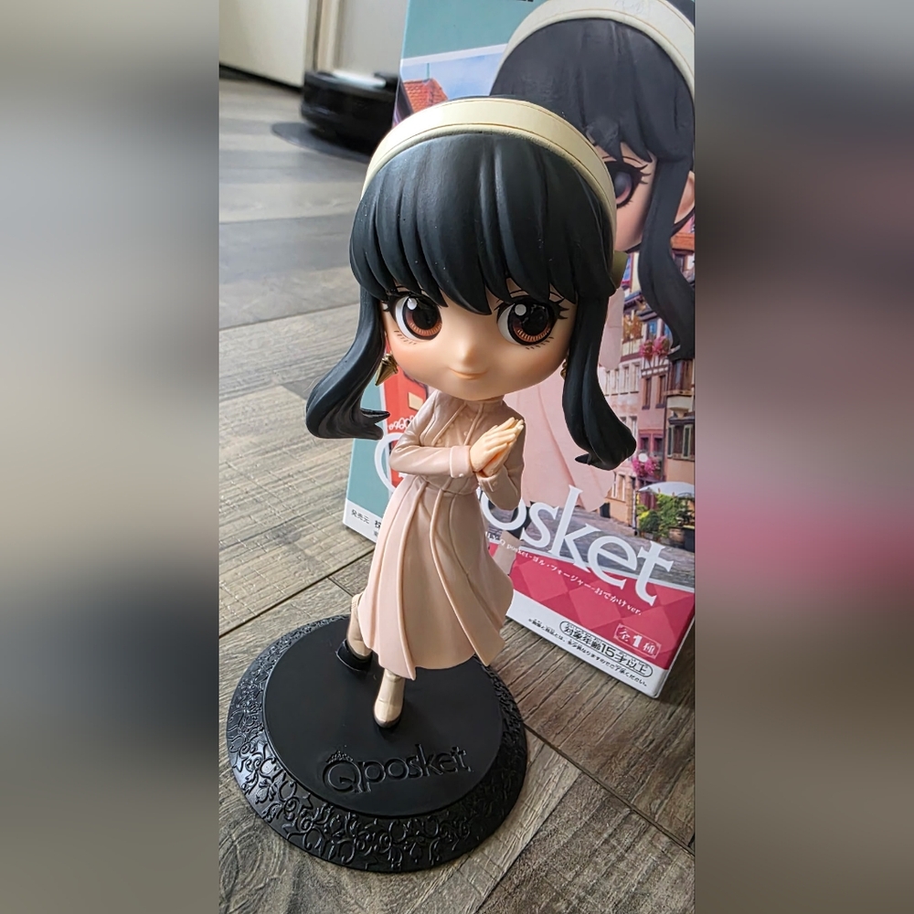 Qposket Figure - Yor: SpyXFamily